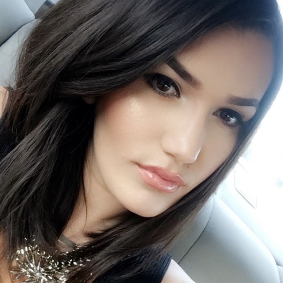 Meet your Posher, Elizabeta - Picture 1 of 1